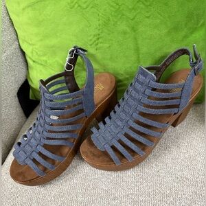 BAMBOO Blue Strappy Sandals